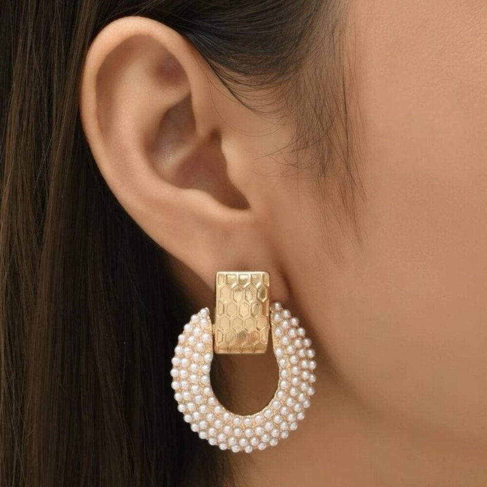 Geometric Round Faux Pearl Decor Earrings for women